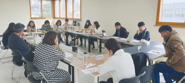 지난 19일 오후 12시, ‘소소한 동네연구’ 시민간담회가 춘천사회혁신센터에서 열렸다.