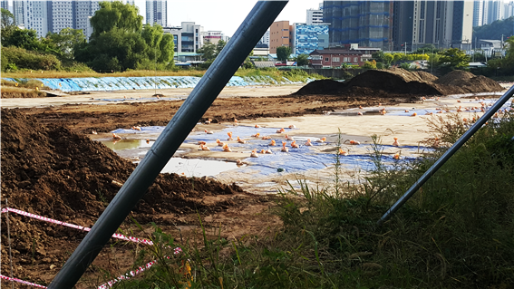 지난달 2일 중도본부가 캠프페이지 정밀발굴 현장에서 촬영한 침수 유구들. 사진=중도본부