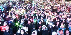 내란, 그 후 1년…민주주의 담론 활발